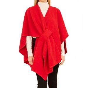 NEW DOLCE CABO knit wrap in red